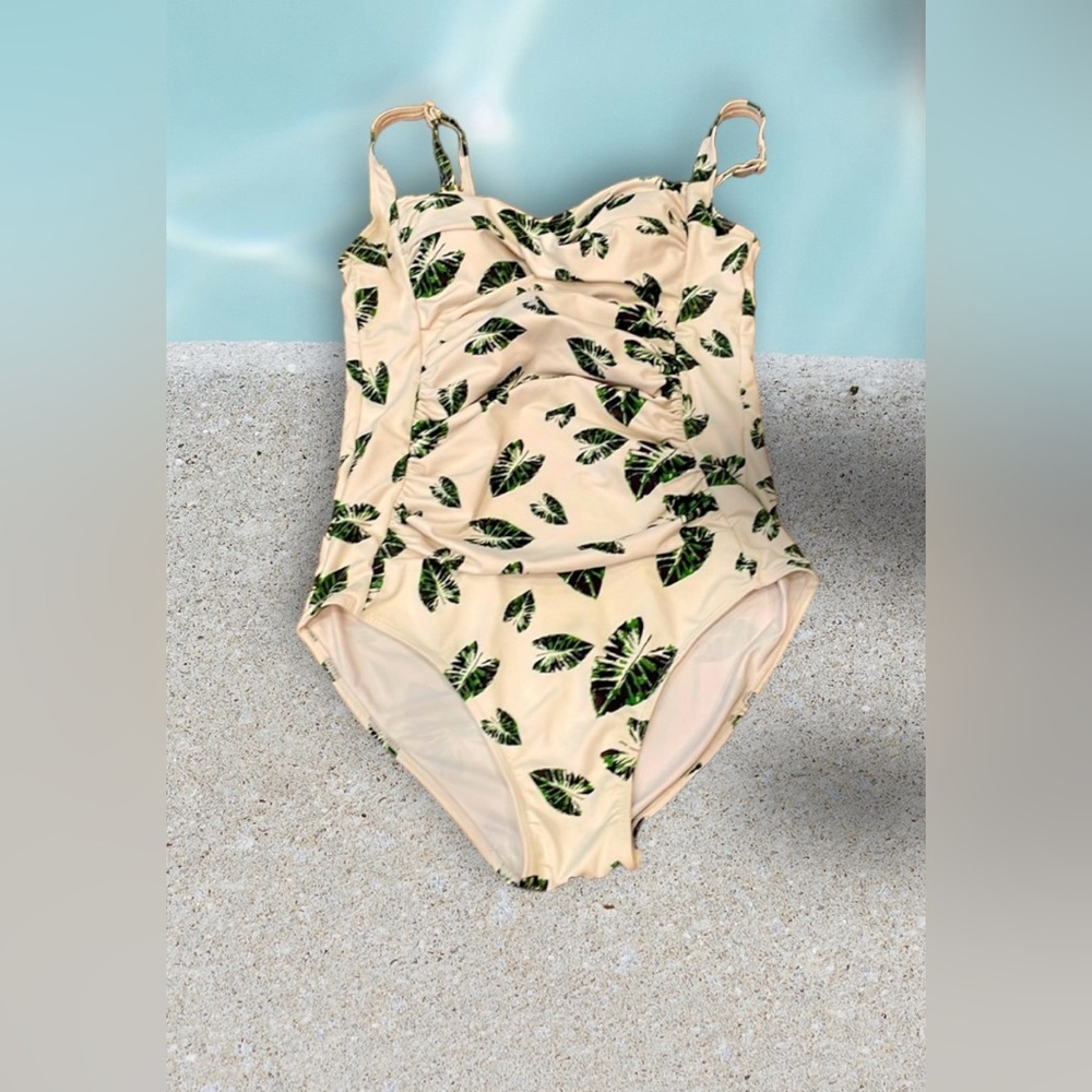 Cute one piece. Slimming. Tummy control. Good condition